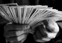 FINANCIJSKA KARMA NAGLO DONOSI PROMJENE: OVIM znakovima DOLAZI NOVAC kada ga najmanje očekuju i kada im je NAJPOTREBNIJI!