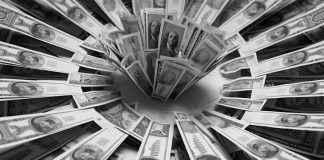 EKSPLOZIJA FINANCIJSKE SREĆE! Kozmos donosi NEOČEKIVANE MILIJUNE OVIM znakovima!