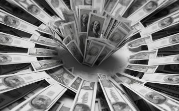 EKSPLOZIJA FINANCIJSKE SREĆE! Kozmos donosi NEOČEKIVANE MILIJUNE OVIM znakovima!